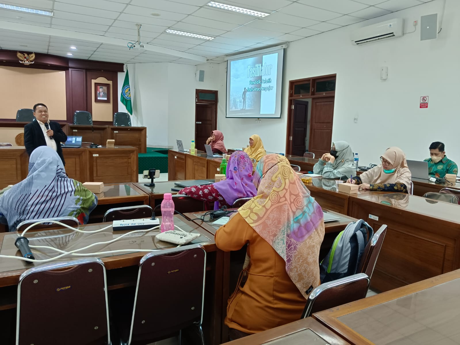 Workshop Peningkatan Kompetensi Profesi dan Uji Kompetensi Dosen PAUD FIPP UNY