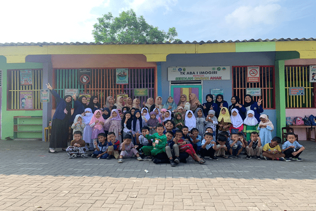 Praktik Magang Kependidikan Mahasiswa Departemen PAUD FIPP UNY
