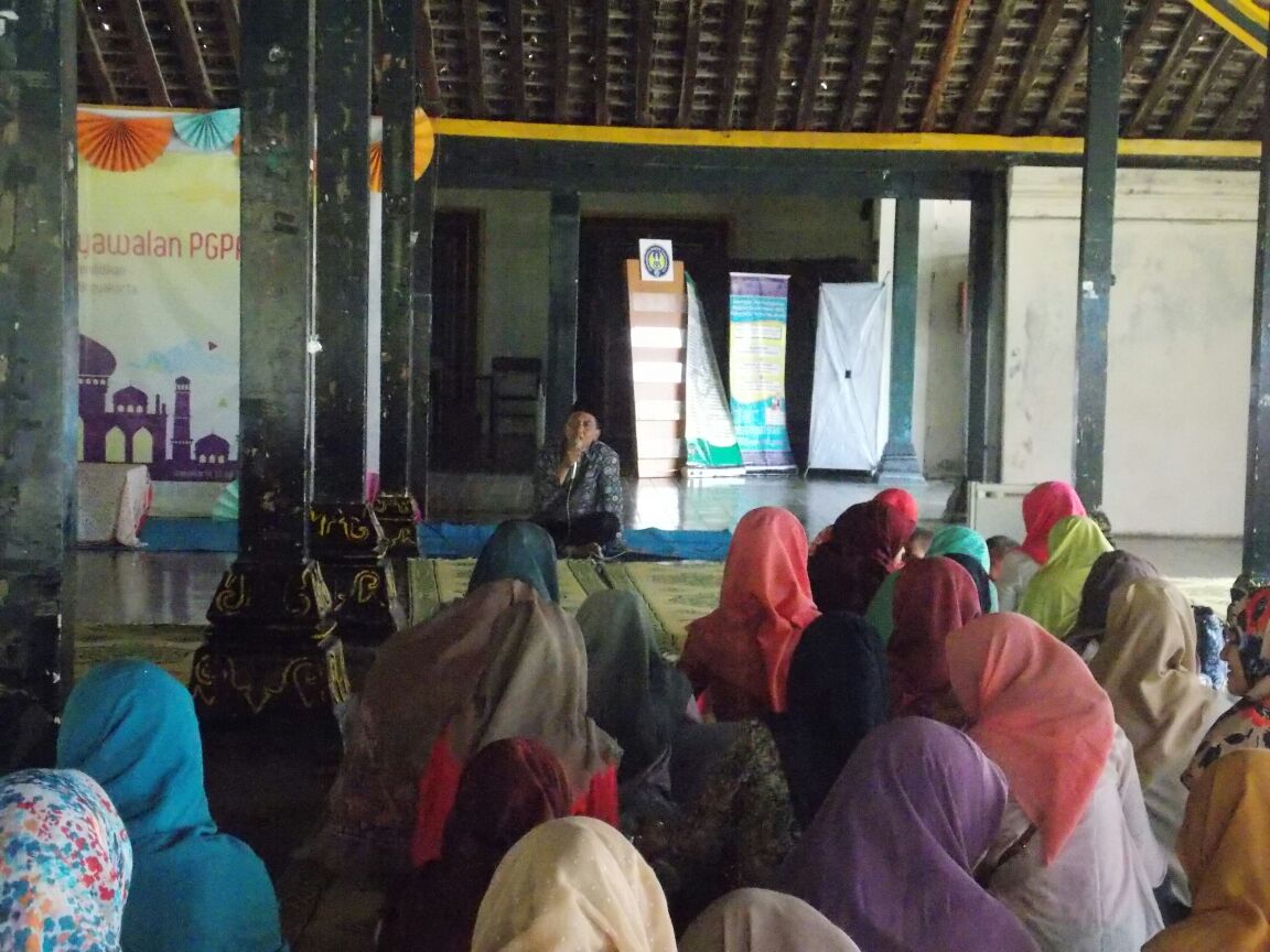 SYAWALAN KELUARGA BESAR JURUSAN PAUD FIP UNY